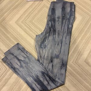 Avocado Women’s Blue Agate Wash Crystal V Back 7/8 Legging